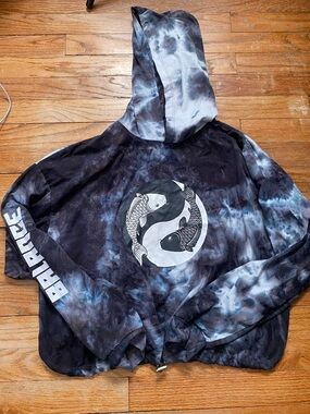 Charlotte Russe women's tie-dye pullover hoodie size Small